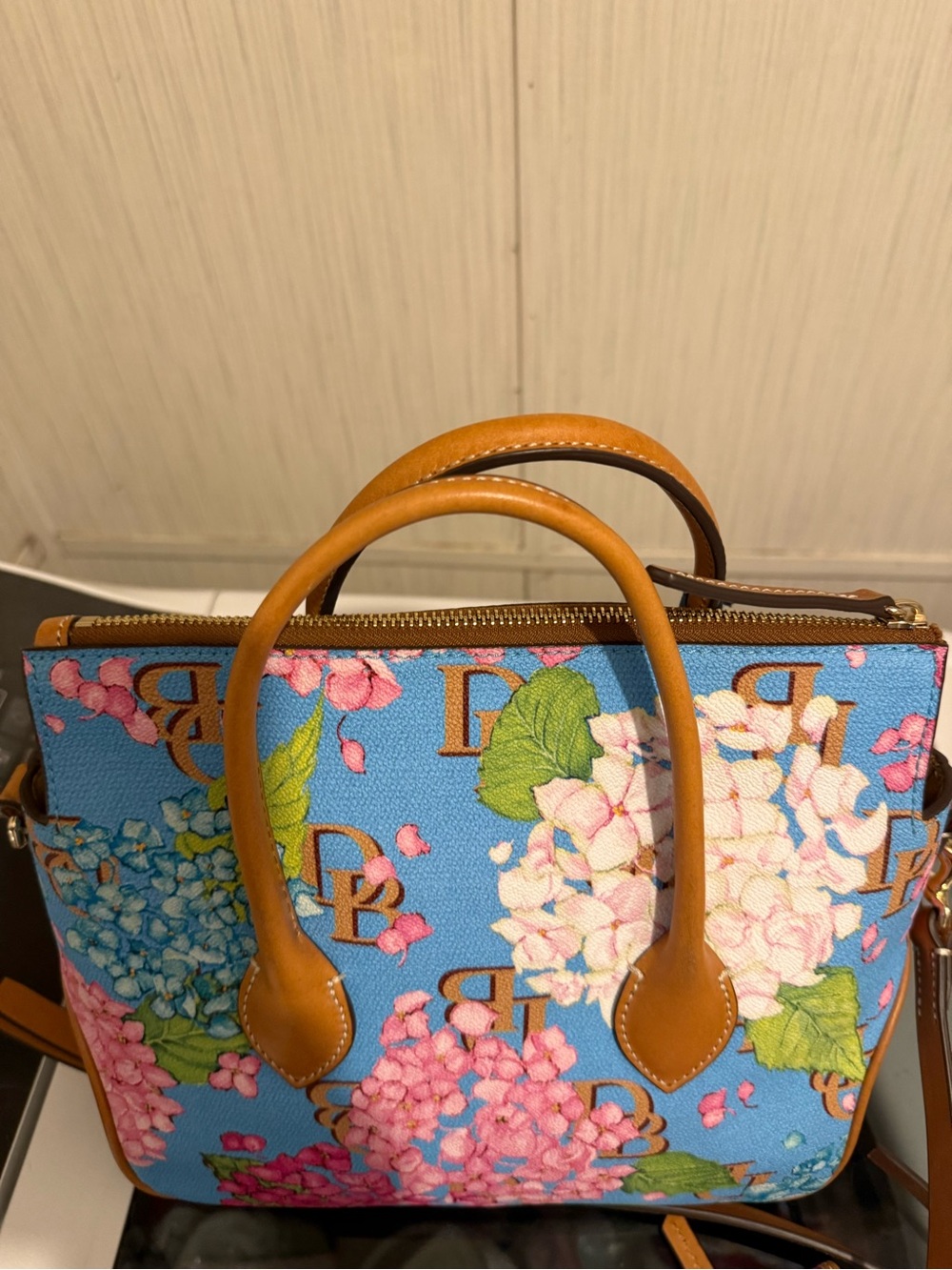 Dooney & Bourke Blue hydrangea Satchel small shopper - Picture 5 of 12